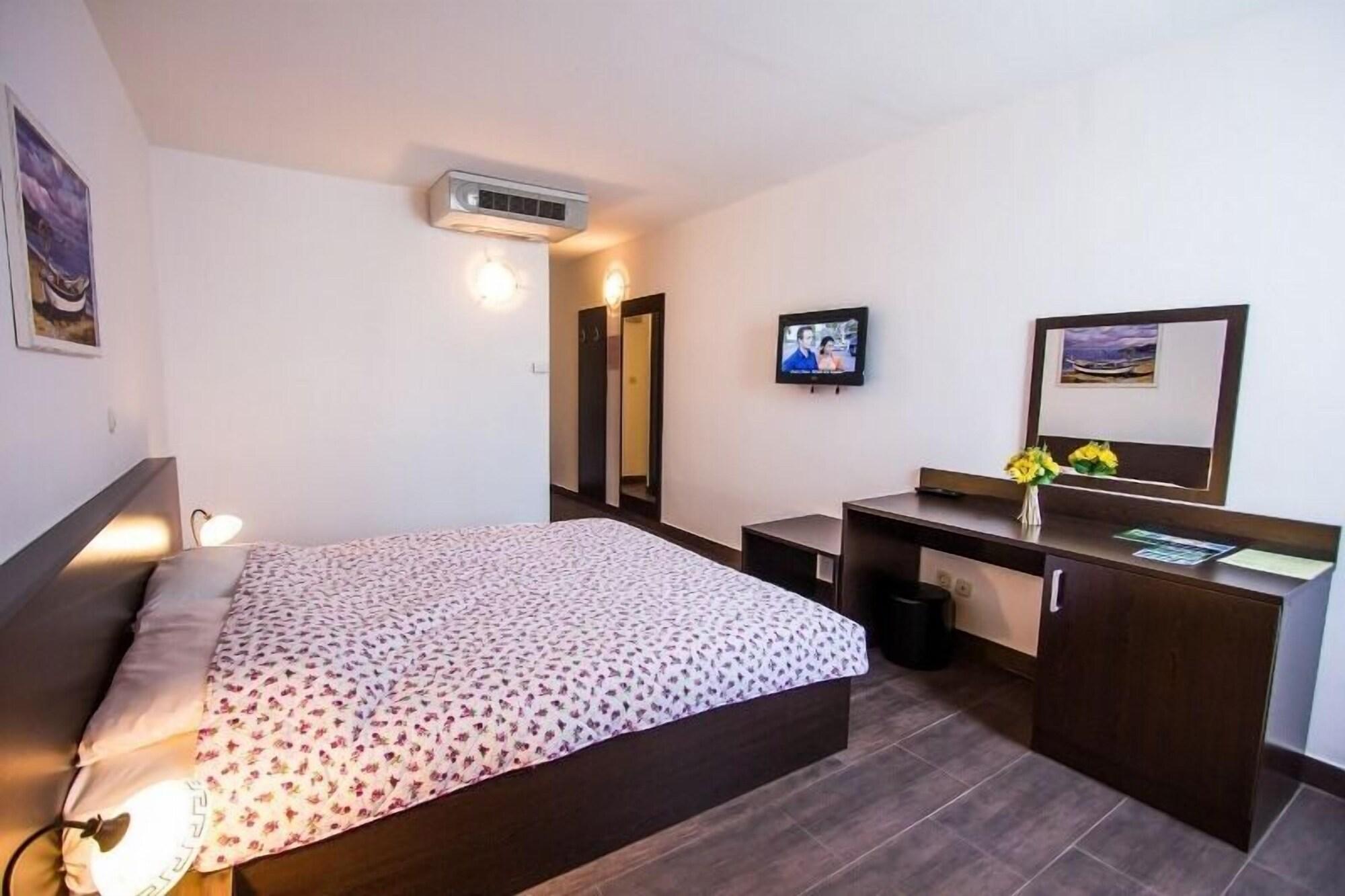 Hotel Omorika Punat Exterior foto
