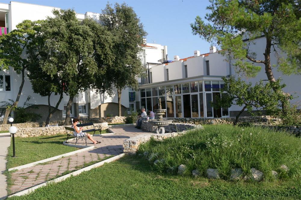 Hotel Omorika Punat Exterior foto
